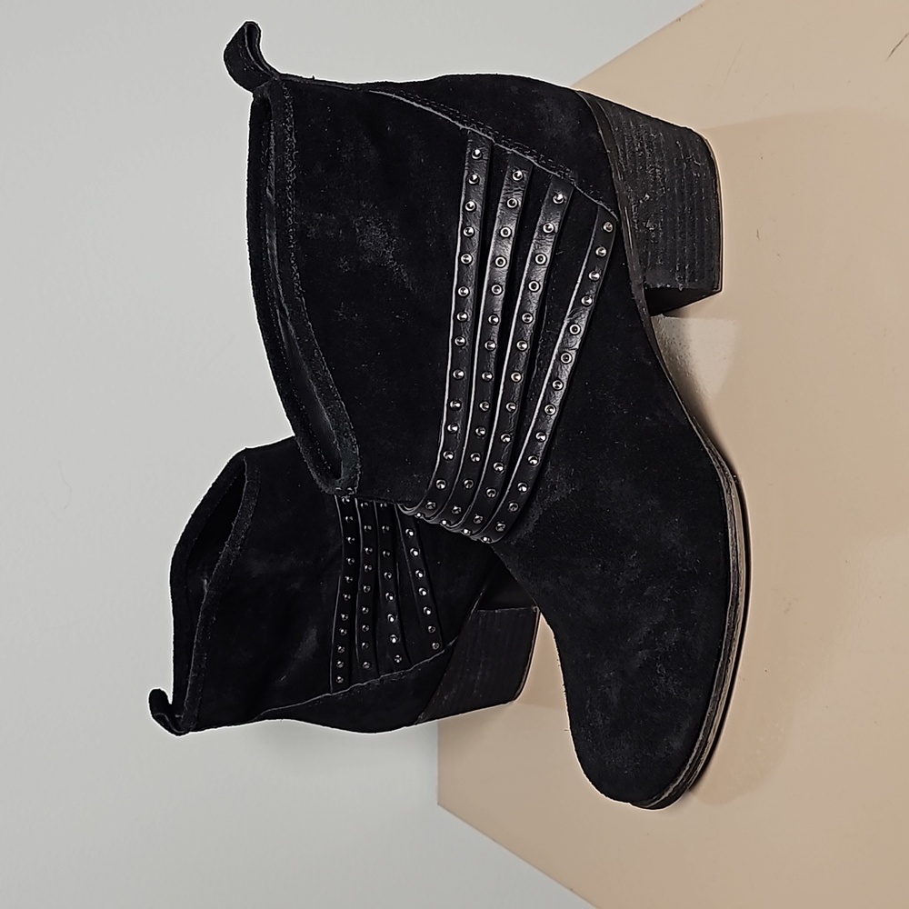 Jessica Simpson Dalisa Black Suede Boot/Bootie